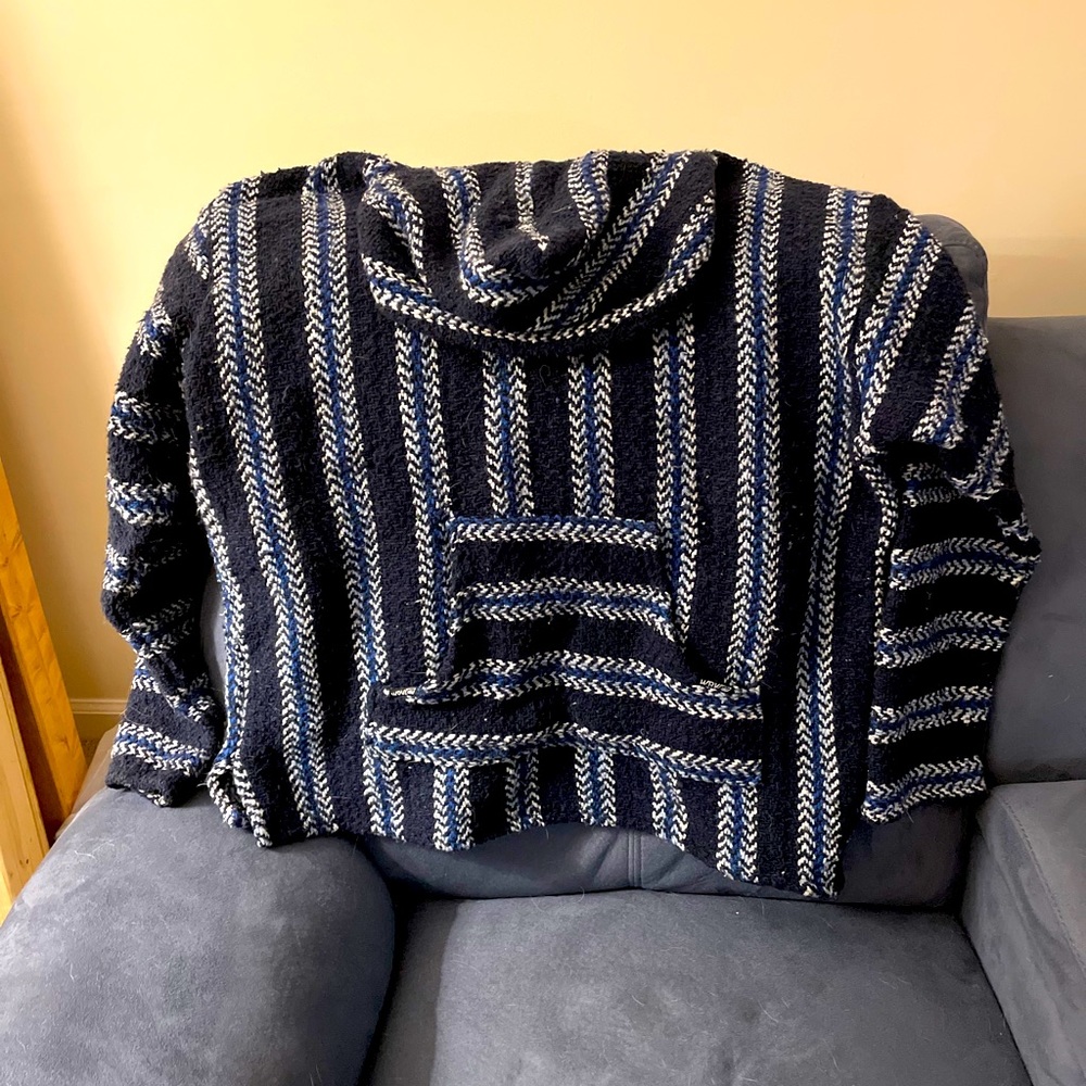 Wave Riding Vehicle Pullover